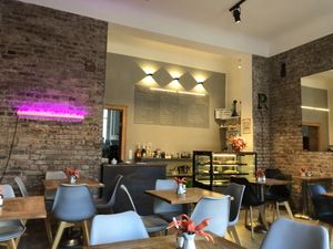 Nice room #Veganuary at Veganes Bistro Rubi in Cologne