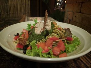 raw pesto pasta at Soma Cafe in Ubud