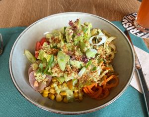 Vegan - Salad bowl with curry noodles  at Mairübe in Luzern