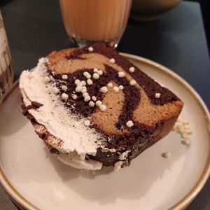  at Peacock in Toulouse