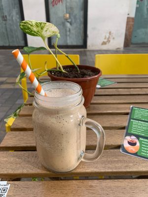 Smoothie with paper straw at REVIV in Malaga
