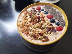 Smoothie bowl at REVIV in Malaga