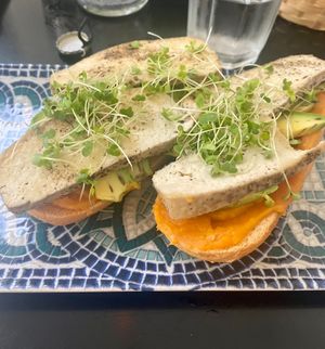 Toast con purea di patata dolce, tofu e avocado  at REVIV in Malaga