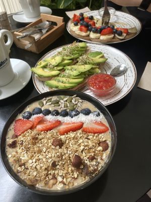 Nutty smoothie bowl, cream cheese toast, and sweet pancakes  at REVIV in Malaga