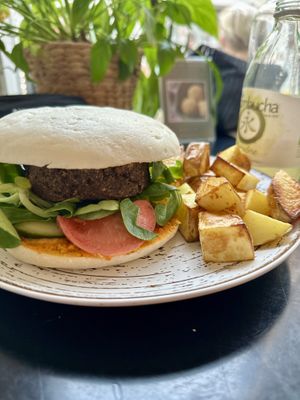 Burger  at REVIV in Malaga