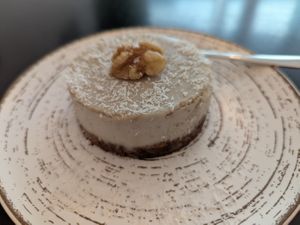 Raw cake: carrot cake at REVIV in Malaga