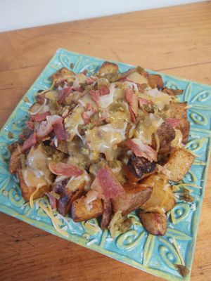 Poutine home fries ❤️❤️❤️❤️ at Fired On The Mountain Cafe in Lincoln