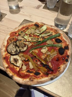 Pizza vegetariana  at Alpino in Vodo Di Cadore