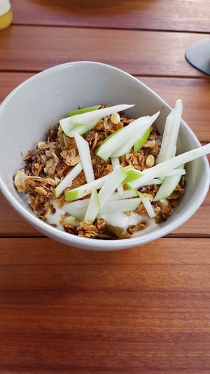 Vegan(ized) bircher müsli at neobiota in Cologne
