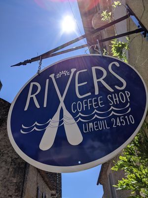 When blues collide 💙 at Rivers Coffee Shop in Limeuil