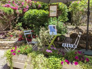 The terrace at Rivers Coffee Shop in Limeuil