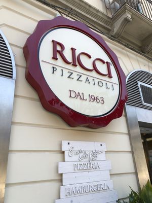 Insegna at Ricci - Pizzaioli dal 1963 in Taranto