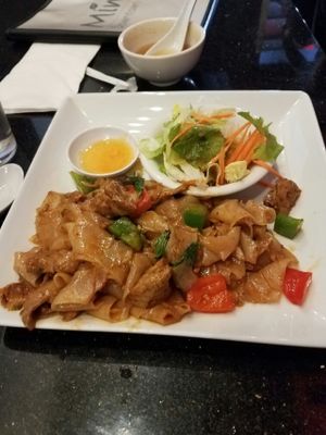 drunken noodle with mock duck at Mint Downtown Thai in San Diego