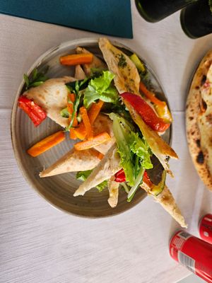  at Pizzeria Scaligeri in Sirmione