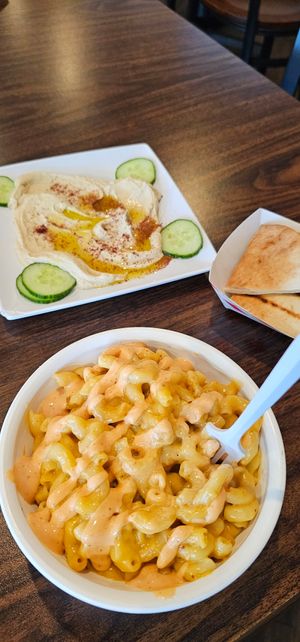 Best vegan Mac & Cheese at Boon Cafe in Norridge