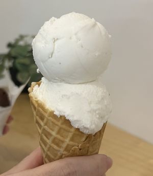 2 vegan flavors in vegan waffle cone: banana pudding and lemon meringue  at Innocent Ice Cream Parlour in Vancouver