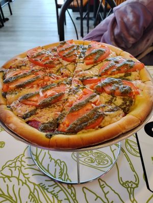 Margarita Pizza #Veganuary at Mike's Vegan Grill in Greensboro