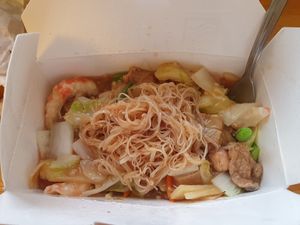 Vegan special with noodles at Taste Chinese TakeAway in Ripon