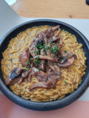 Orzzoto with mushroom and thyme at Chálavro - Χάλαβρο in Crete