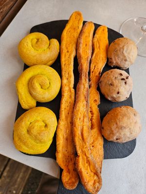 Beautiful bread board at Vis à Vis cucina&eventi in Orvieto