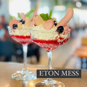 Dessert: Eton Mess at Rivero Schoonhoven in Schoonhoven