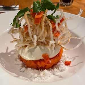 peen | gember | wortelgummie | dragonsneeuw | geitenkaasschuim | Amsterdams uienpoeder | krokante glasnoedel at Rivero Schoonhoven in Schoonhoven