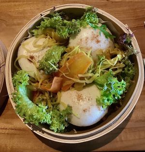 Steamed buns with jackfruit at Rivero Schoonhoven in Schoonhoven