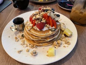 Dit was de breakfast overload (€9,20)  at Mr NonNo - Center in Rotterdam