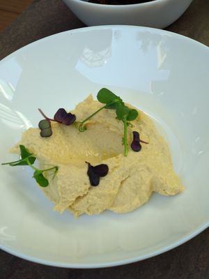 Hummus at Verv Kitchen in Bucharest