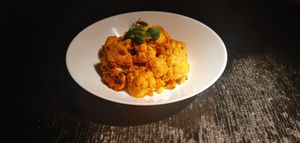 Cauliflower with homemade cashew cheese & bell pepper sauce at Verv Kitchen in Bucharest