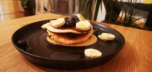 gluten free vegan pancakes at Verv Kitchen in Bucharest