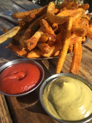 Gunpowder fries. Seasoned with a house made season salt (not Lowery’s!) and comes with delicious side sauces: house ketchup and a garlic aioli. You’ll dream about this side dis at Hip Vegan in Ojai