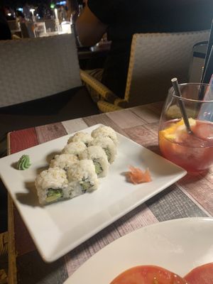 Veganes Sushi mit Avocado & Gurke  at Restaurante & Cafe Del Sol in Mallorca