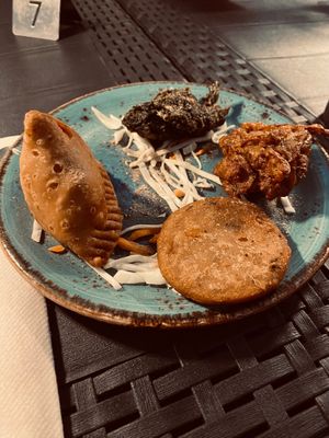 Mix Pakora (antipasti vegan) at Raja in Prato