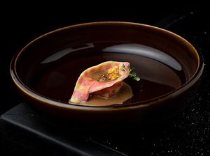 Dandan at AV in Honolulu