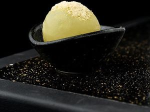 Melon sphere  at AV in Honolulu