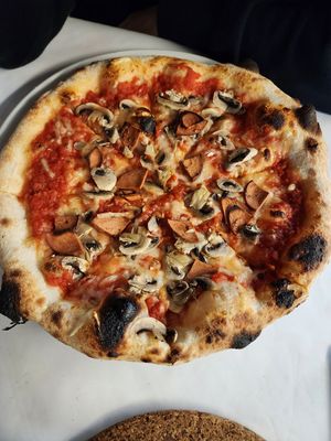 Vegan sausage and mushrooms at I Pazzi in Gdansk