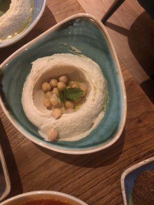 Hummus  at Elissar in Vienna