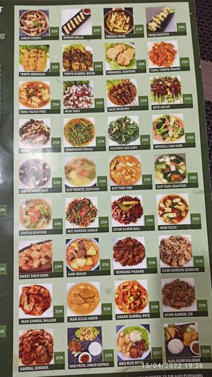 Food Option at Circle Point Vegan Eatery in Jimbaran