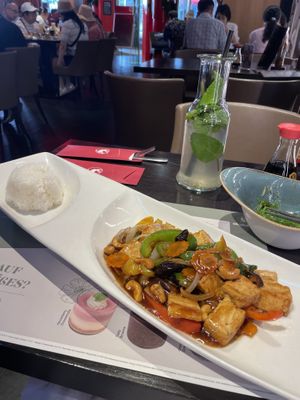 Cashew Tofu  at Akakiko in Salzburg