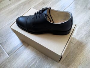 Zapatos New BCN (color negro): Usados durante cuatro años para eventos especiales at NAE Vegan Shoes in Lisbon