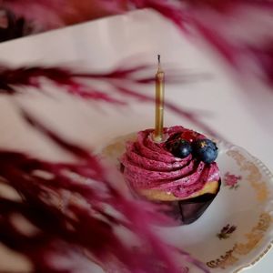 Beeren Cupcake at Fräulein Brömse in Luebeck