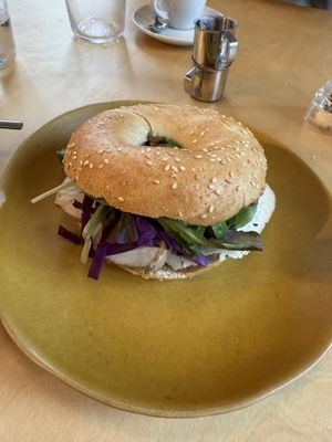 Tofu Chutney Bagel  at die Speis in Graz