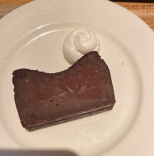 Chocolate gateau   at 2foods - Yaechika in Tokyo