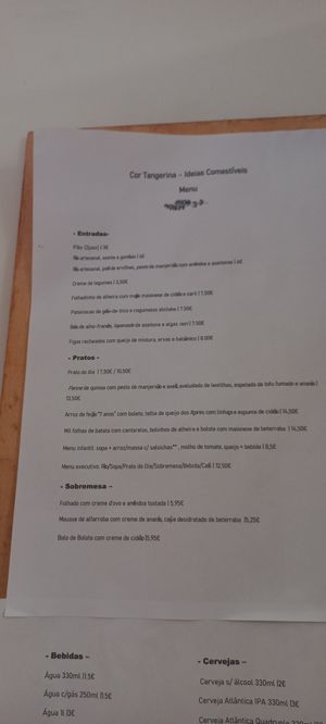  at Cor de Tangerina in Guimaraes