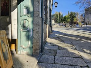 Perfect location, opposite the palace of the dukes of Braganza and close to the castle. at Cor de Tangerina in Guimaraes