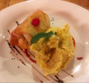 Main course  at Cor de Tangerina in Guimaraes