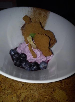 Blueberry obsession with black rice roof at Cor de Tangerina in Guimaraes