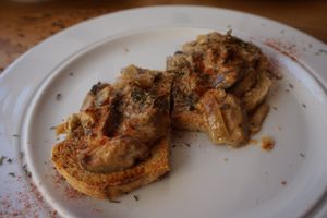 Mushroom and thyme toast at Cor de Tangerina in Guimaraes