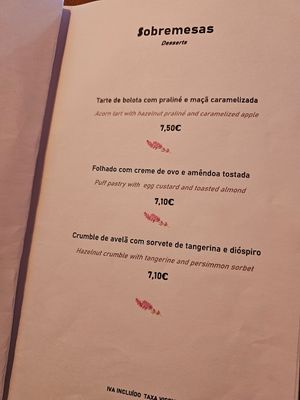 Desserts at Cor de Tangerina in Guimaraes